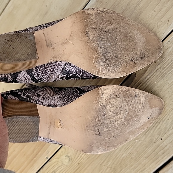 Coconuts by Matisse Ankle Bootie - Picture 7 of 7